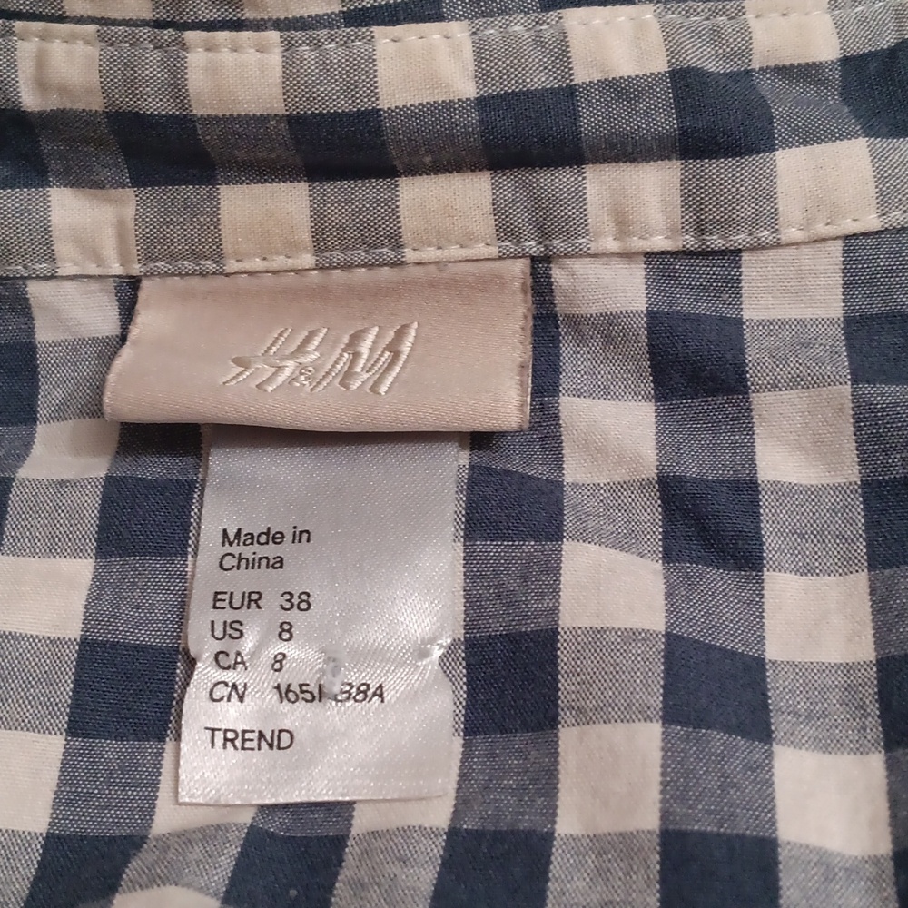 H&M (Trend) Gray and White Gingham Shirt Dress - Picture 8 of 8